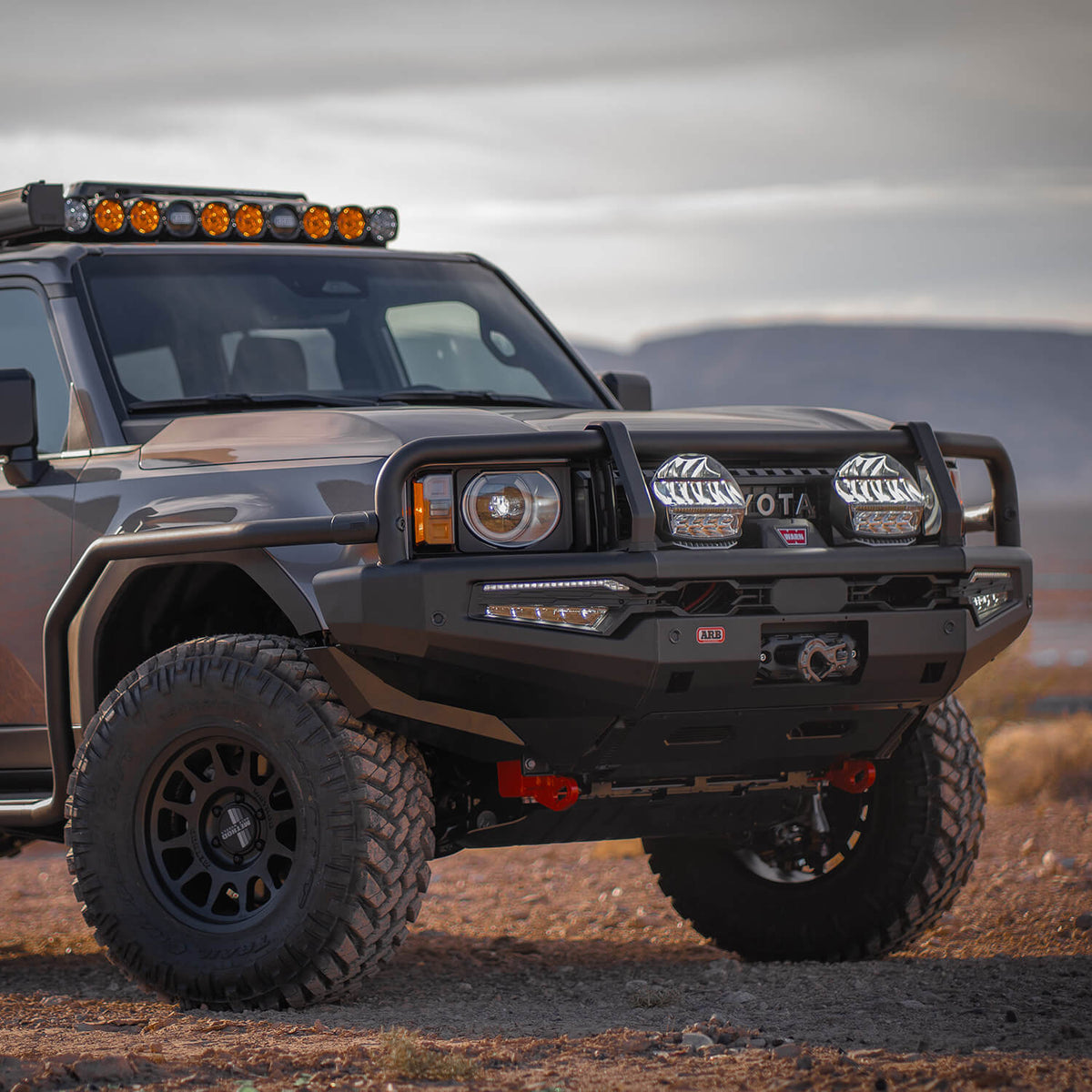 ARB LANDCRUISER 250 MY24 ON USA SUMMIT MKII COMBAR