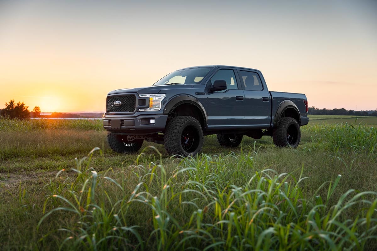 Rough Country Defender Fender Flares TB Real Steel Ford F-150 2WD 4WD (2015-2020)