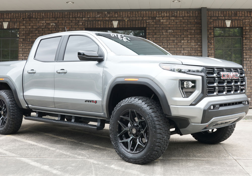 Superlift 2 Inch GM Leveling Kit - 2023-2025 Chevy Colorado GMC Canyon 4WD - Will NOT fit ZR2 models
