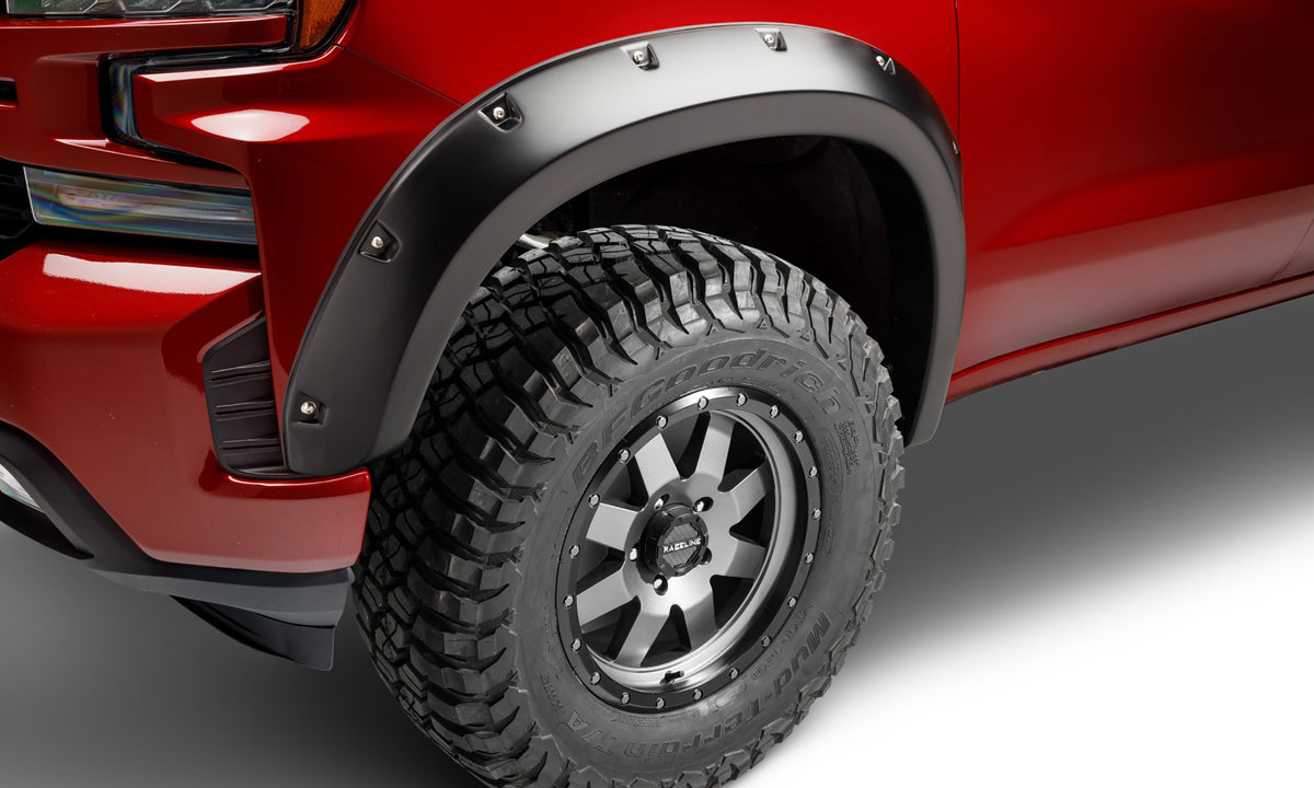 Bushwacker FF POCKET STYLE 2PC FRONT 2019-2021 CHEVROLET SILVERADO 1500 BLACK SMOOTH POCKET RIVET