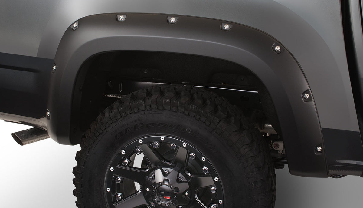 Bushwacker FF POCKET STYLE 2PC REAR 2015-2021 CHEVROLET COLORADO BLACK SMOOTH POCKET RIVET