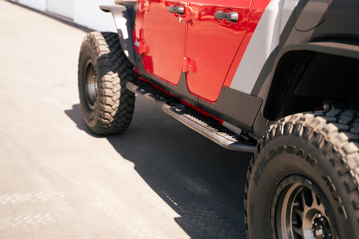 DV8 2020-2025 Jeep Gladiator JT DV8 Offroad OE Plus Side Steps
