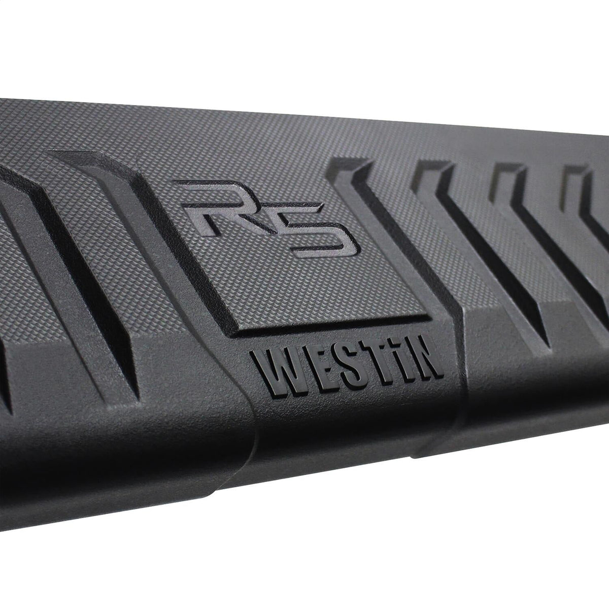 Westin Automotive 1500 Crew Cab 2019 (6.5Ft. Bed)(Excl. 2019 Ram 1500 Classic) R5 M-Series Wheel-to-Wheel Nerf Step Bars