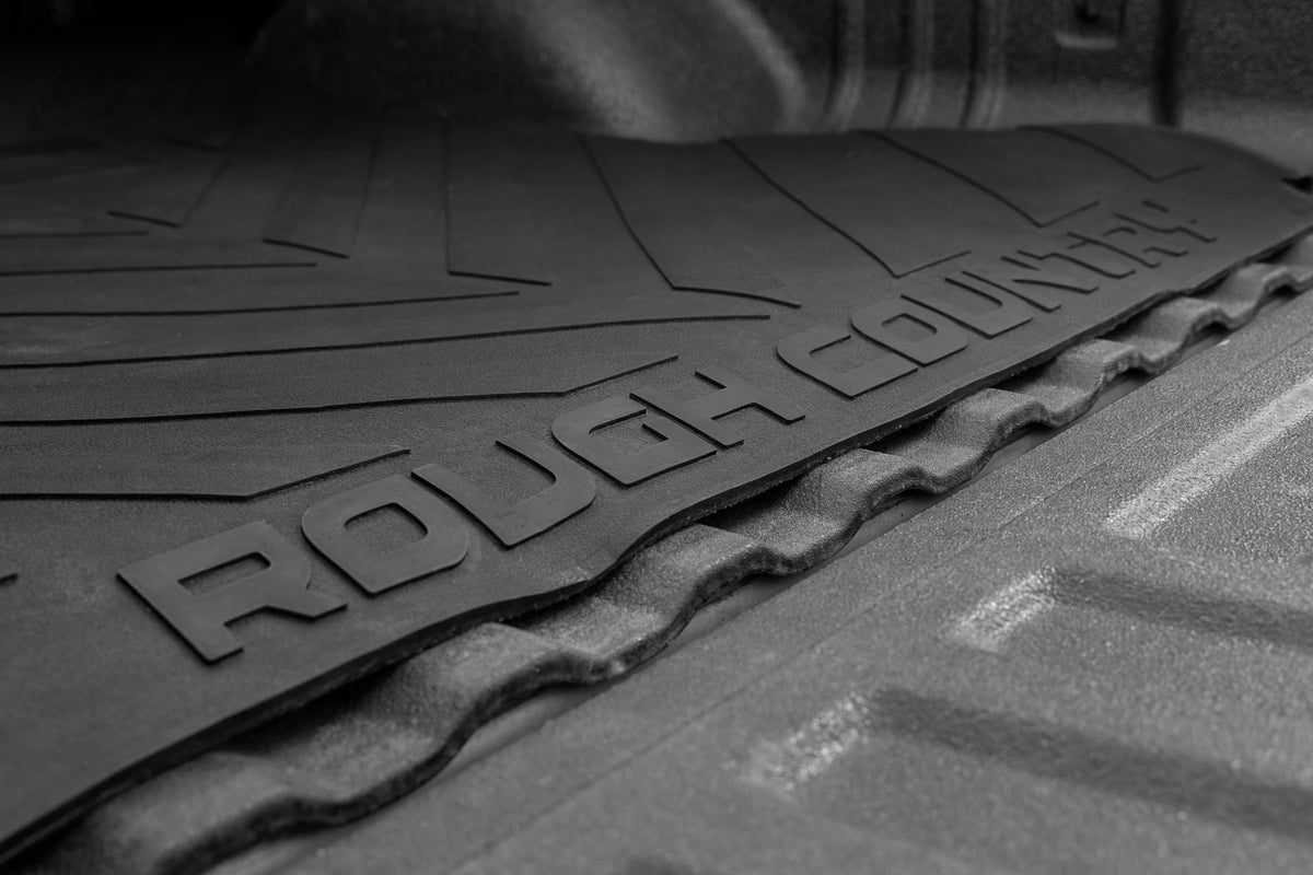 Rough Country Bed Mat 5 Bed RC Logo Chevy GMC Canyon Colorado 2WD 4WD (2015-2022)