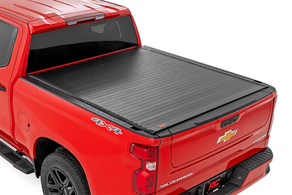 Rough Country Hard Roll Up Bed Cover 5 10 Bed Chevy GMC Sierra 1500 (19-26) Silverado 1500 (19-26)