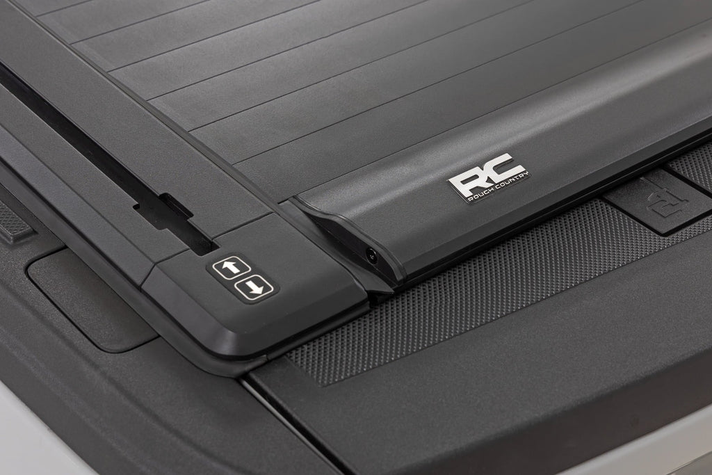 Rough Country Powered Retractable Bed Cover 5 7 Bed Ford F-150 (15-26) F-150 Lightning (22-26)