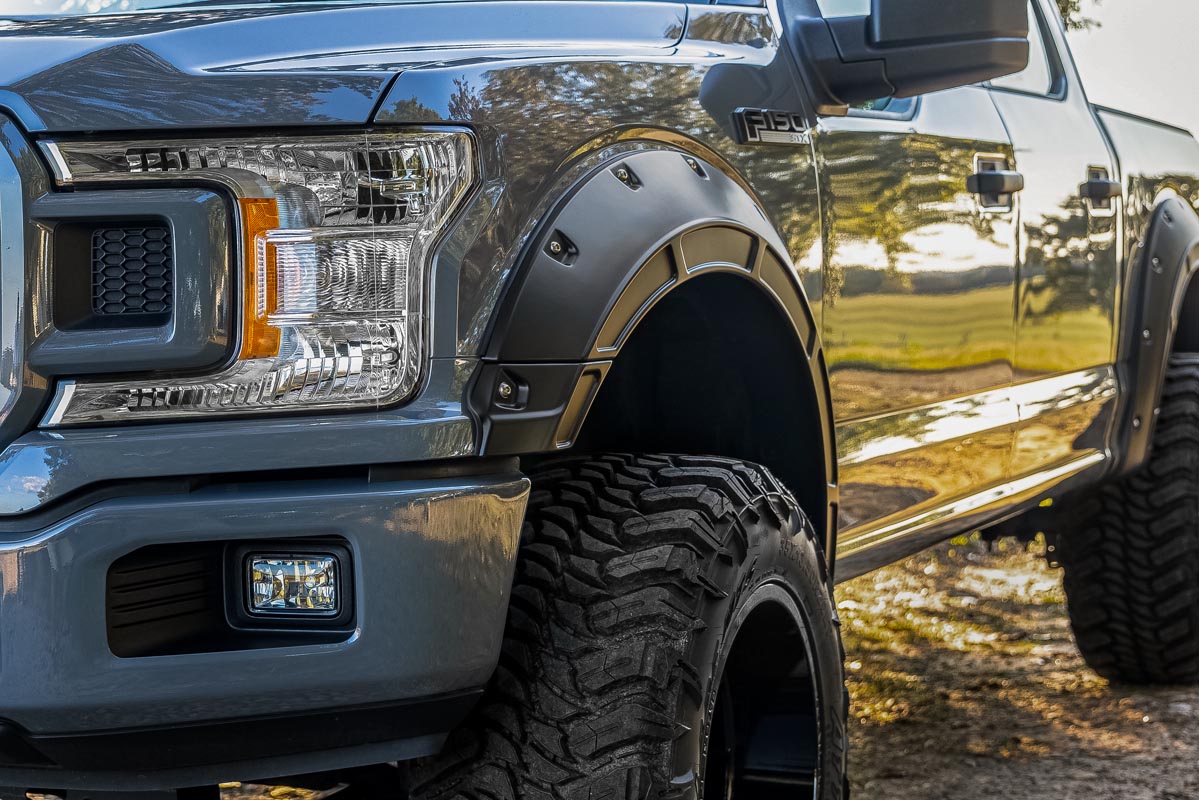 Rough Country Defender Fender Flares UM Agate Black Ford F-150 2WD 4WD (2015-2020)
