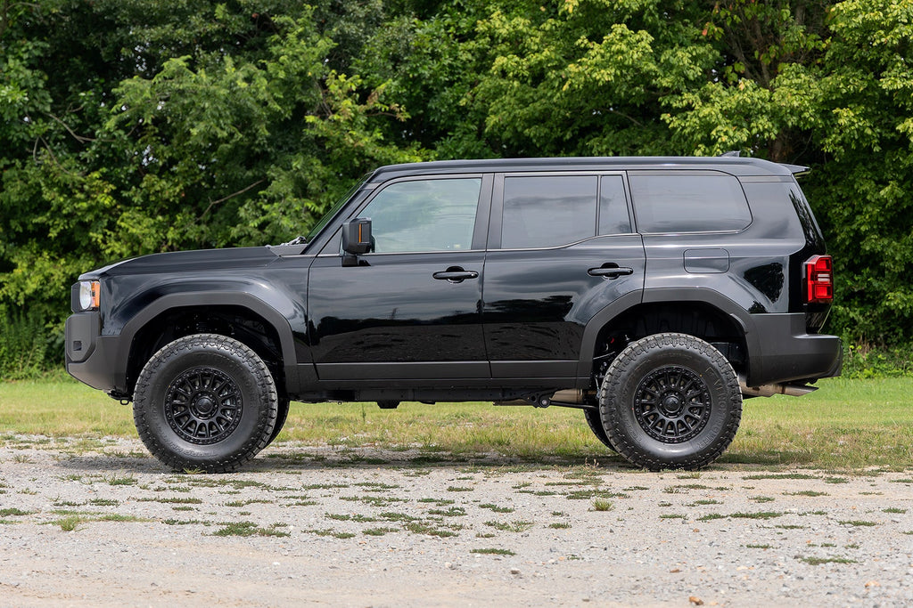 Rough Country 3.5 Inch Lift Kit M1R Toyota Land Cruiser 4WD (2024-2026)